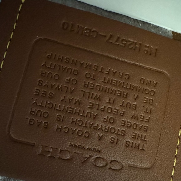 NWT Coach Smith Tote bag - Picture 4 of 9